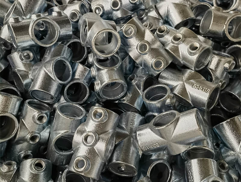 Structural pipe fittings